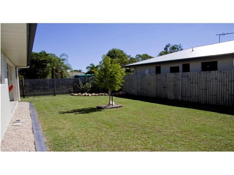 11 Thornbill Close, Kelso QLD 4815