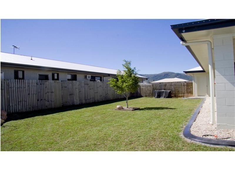11 Thornbill Close, Kelso QLD 4815