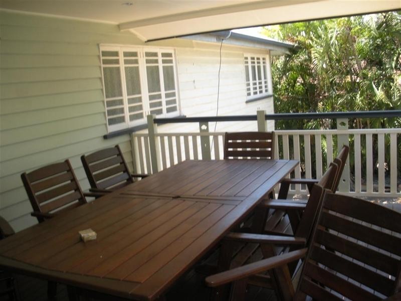 10 Sycamore Street, Pimlico QLD 4812