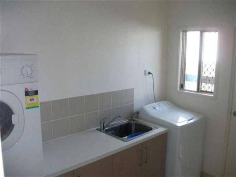 26 Strathburn Street, Mount Louisa QLD 4814