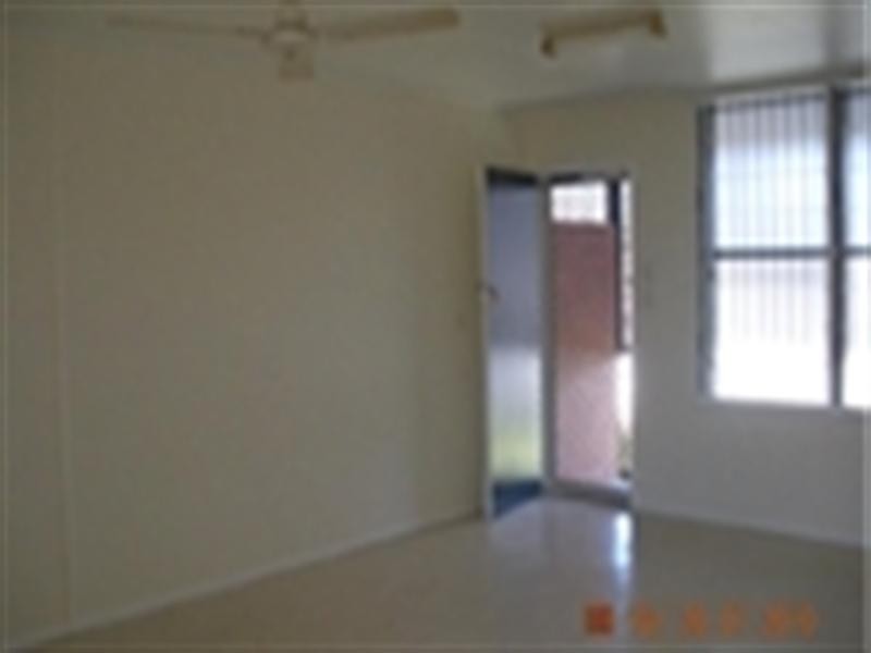 1/28 Grosvenor Street, Pimlico QLD 4812