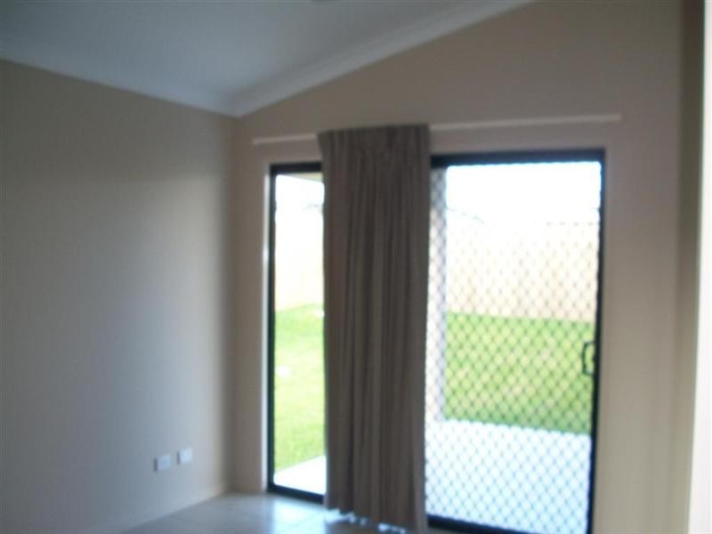 40 Ellsworth Crescent, Mount Louisa QLD 4814