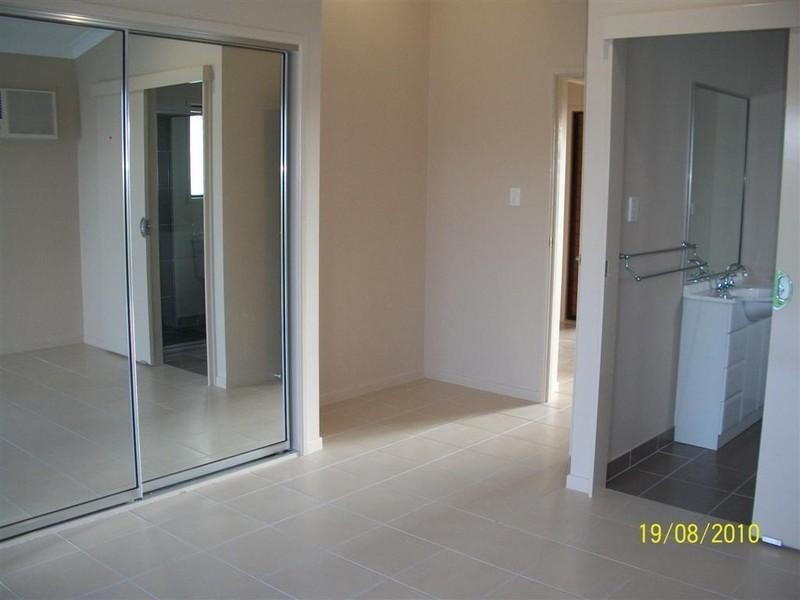 40 Ellsworth Crescent, Mount Louisa QLD 4814