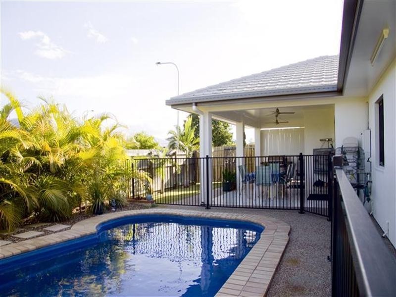 32 Springbrook Parade, ‘Fairfield Waters’, Idalia QLD 4811
