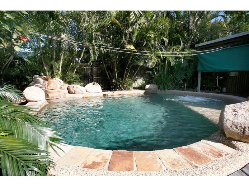 171 Kings Road, Pimlico QLD 4812