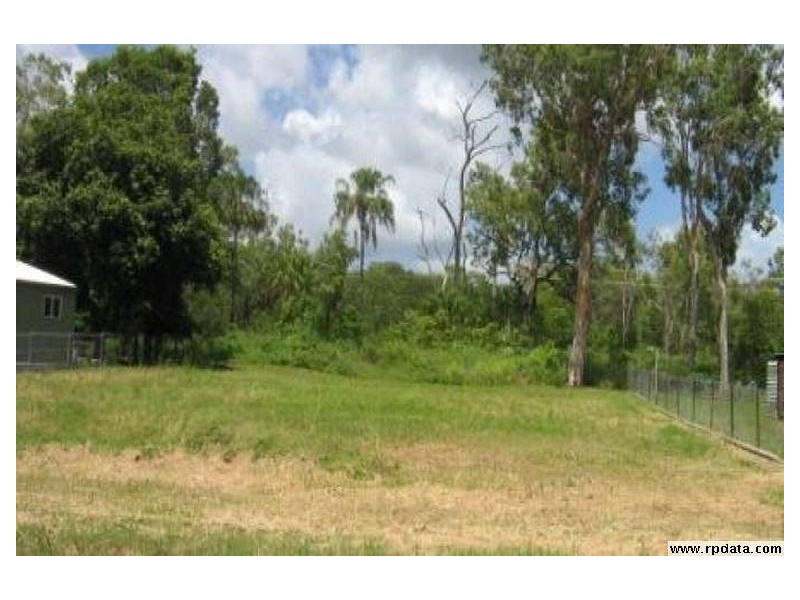42 Whiting Court, Cungulla QLD 4816