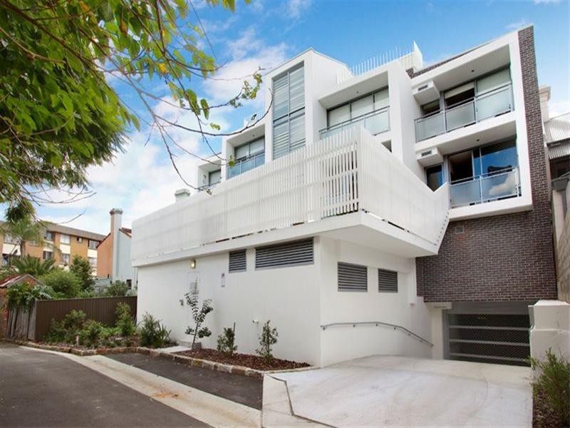 Shop 4, 418 Darling Street, Balmain NSW 2041
