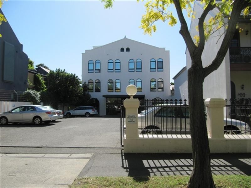 Office 2, Level 2, 52 Pitt Street, Redfern NSW 2016