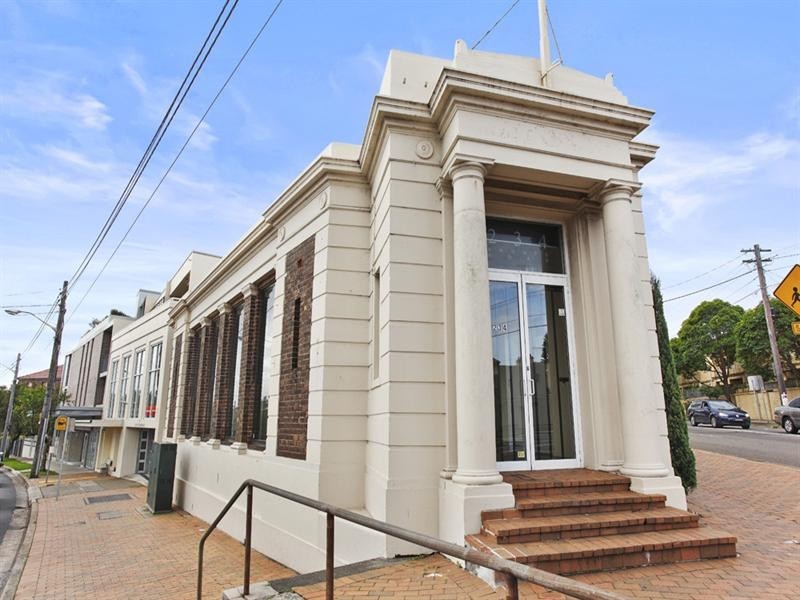 234 Bronte Road cnr Carrington Road, Waverley NSW 2024
