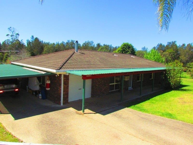 74 Preston Drive, Macksville NSW 2447