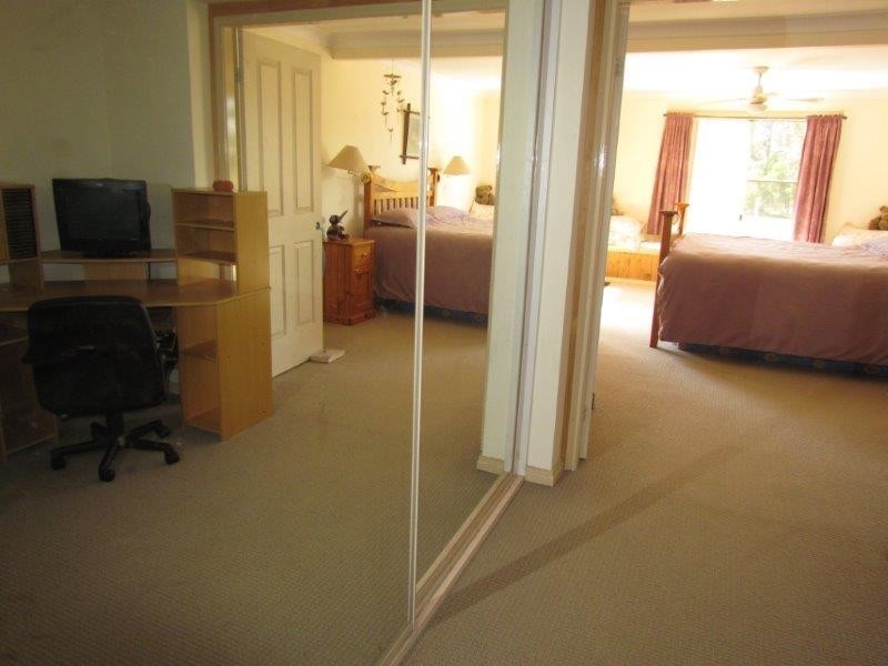 74 Preston Drive, Macksville NSW 2447