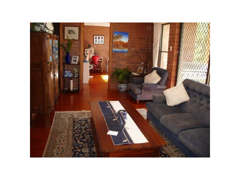 8 Nambucca Drive, Scotts Head NSW 2447