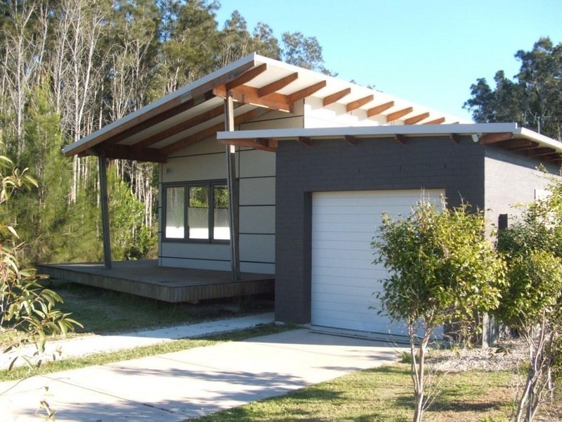 5 Gannet Drive, Scotts Head NSW 2447