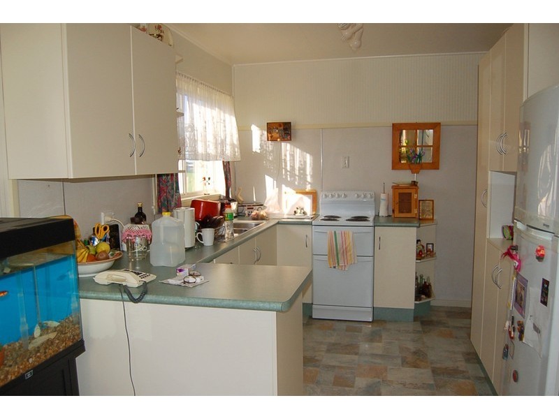 37 East Street, Macksville NSW 2447