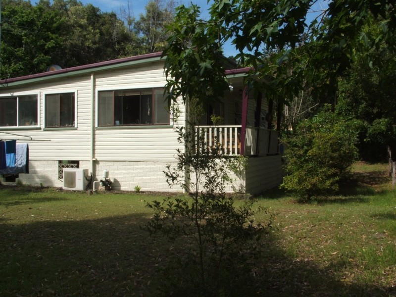 3 Banksia Crescent, Scotts Head NSW 2447