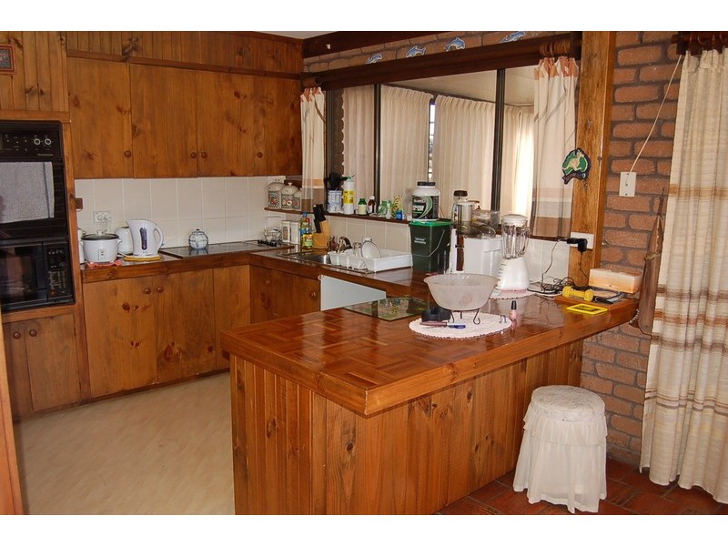 13 Glenmore Crescent, Macksville NSW 2447