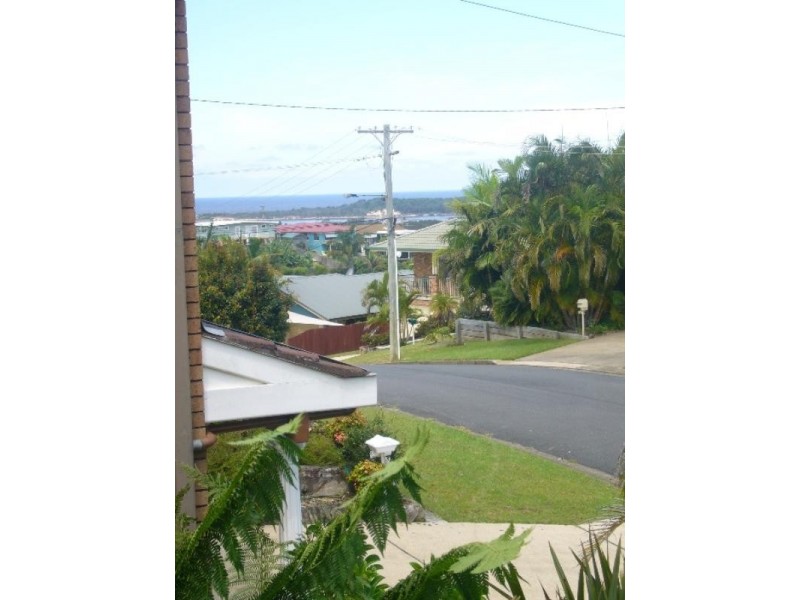 16 Pelican Crescent, Nambucca Heads NSW 2448