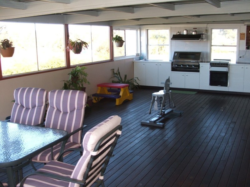 11 Matilda Street, Macksville NSW 2447