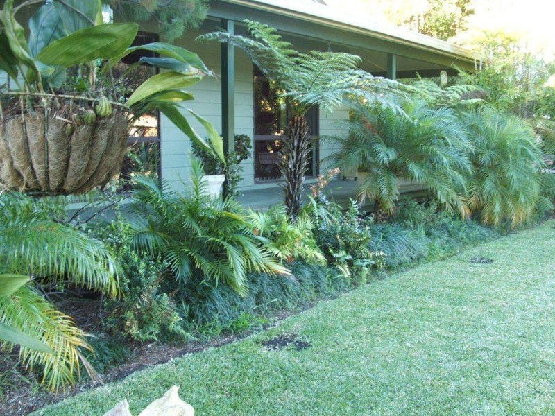 10 Fifteenth Avenue, Stuarts Point NSW 2441