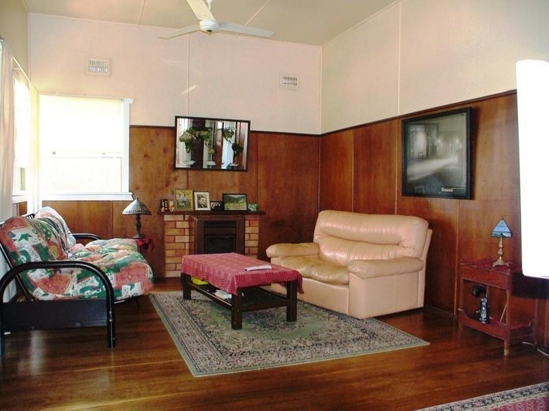 3 Frank Street, Macksville NSW 2447