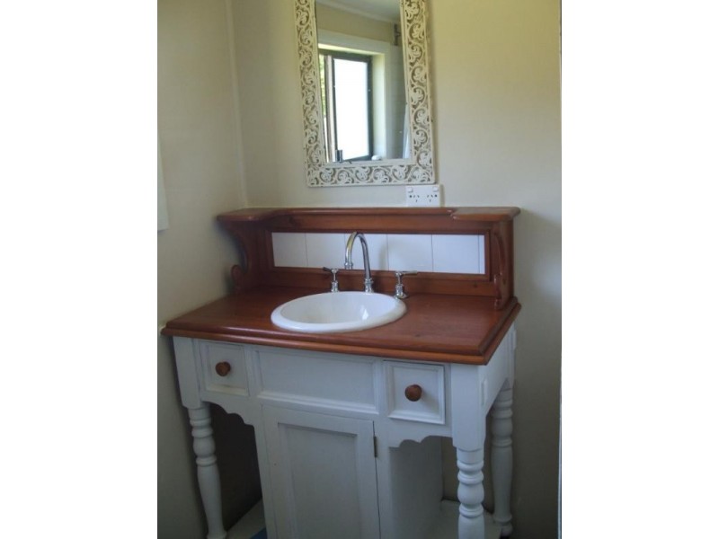 3 Wallace Street, Scotts Head NSW 2447