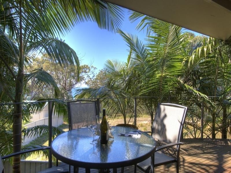 15 Dolphin Place, Valla Beach NSW 2448