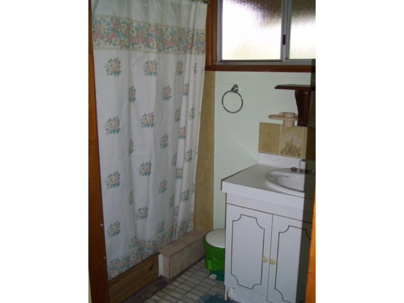 8 Seventeenth, Stuarts Point NSW 2441