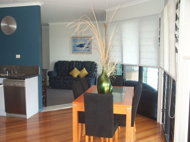 64 Raleigh Street, Scotts Head NSW 2447