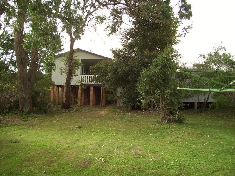 33 Wallace Street, Scotts Head NSW 2447