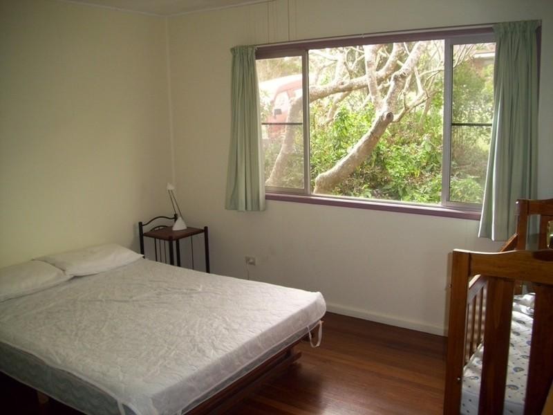 33 Wallace Street, Scotts Head NSW 2447