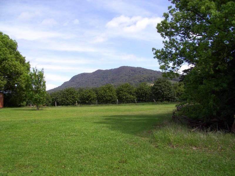 637 Stuarts Point Road, Yarrahapinni NSW 2441