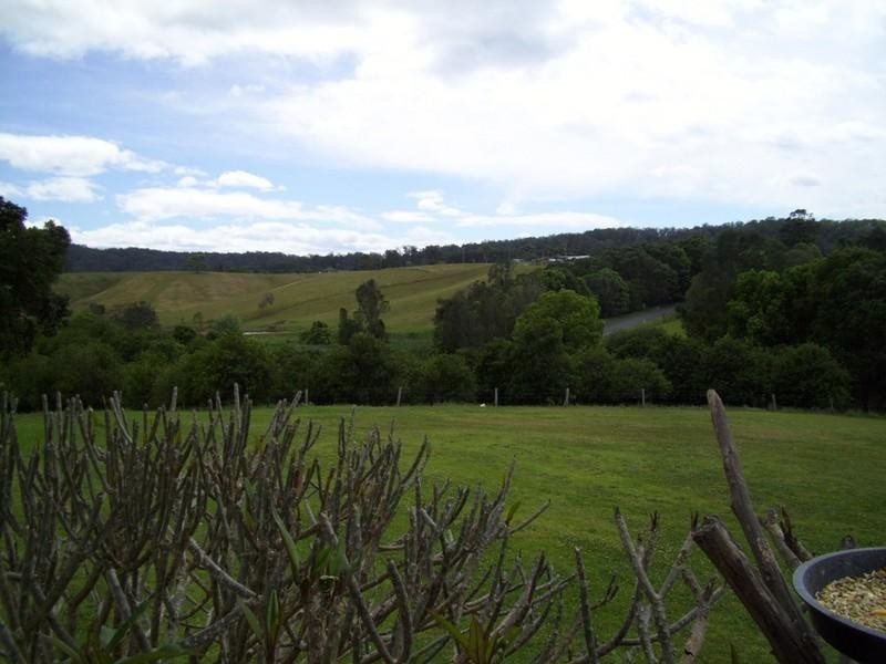 637 Stuarts Point Road, Yarrahapinni NSW 2441