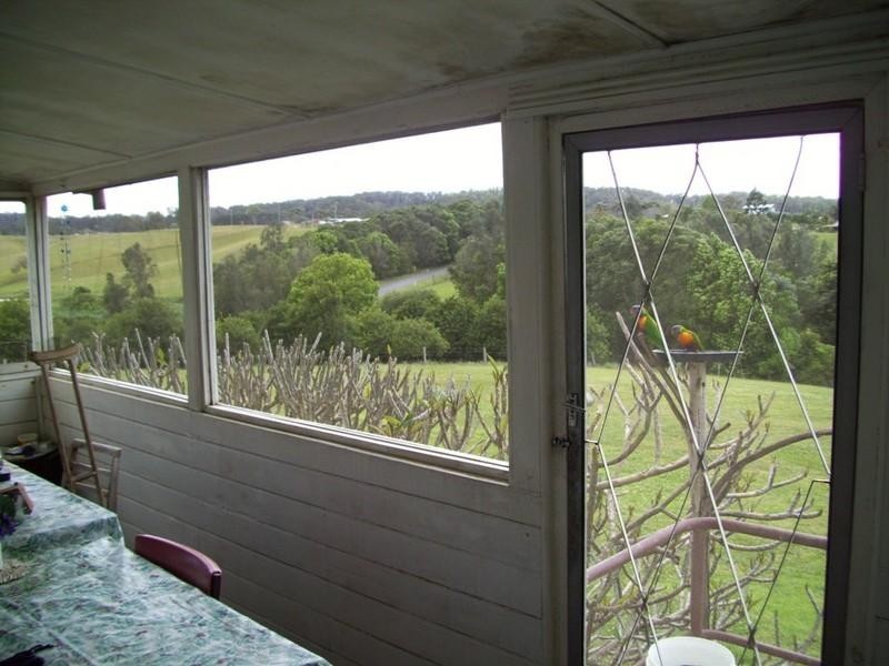 637 Stuarts Point Road, Yarrahapinni NSW 2441