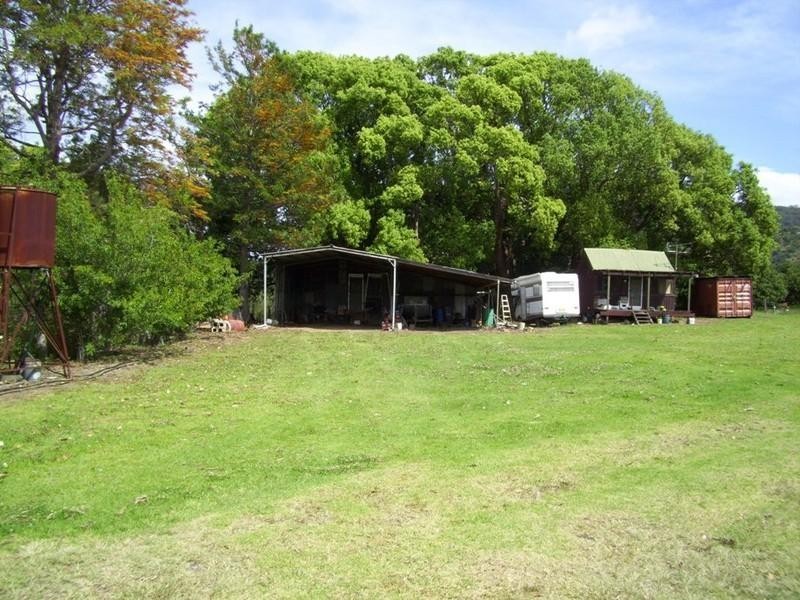 637 Stuarts Point Road, Yarrahapinni NSW 2441