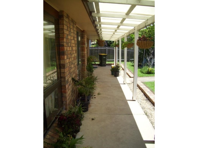 1 Raleigh Street, Scotts Head NSW 2447
