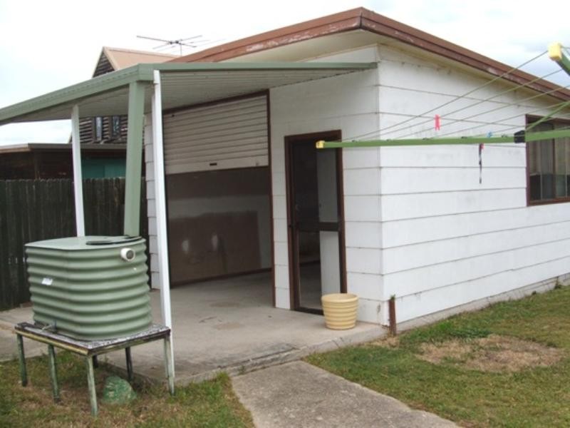 1 Raleigh Street, Scotts Head NSW 2447