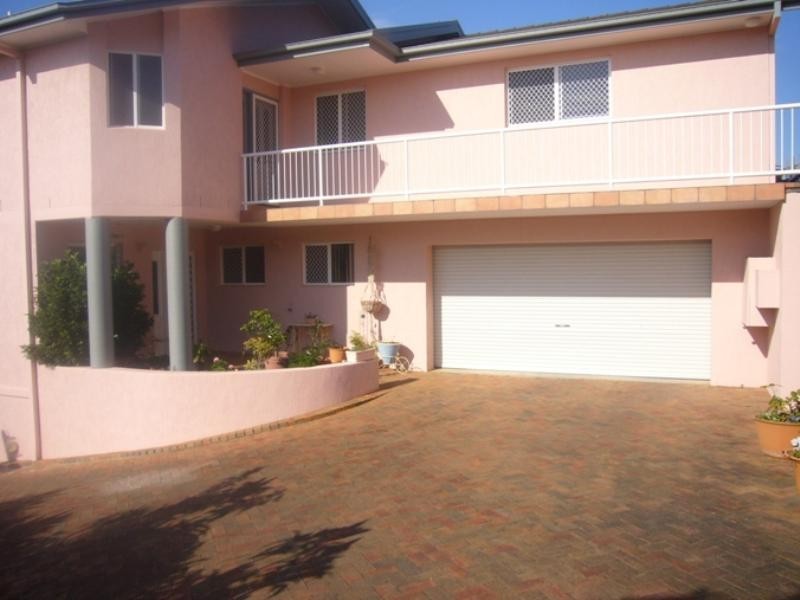 2/3 Small Street, Nambucca Heads NSW 2448