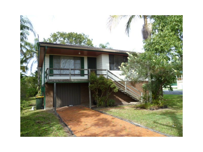 11 Sturdee Street, Macksville NSW 2447