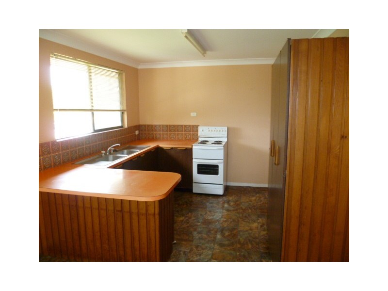 11 Sturdee Street, Macksville NSW 2447