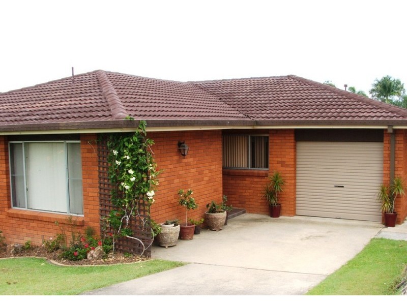 32 Glenmore Crescent, Macksville NSW 2447