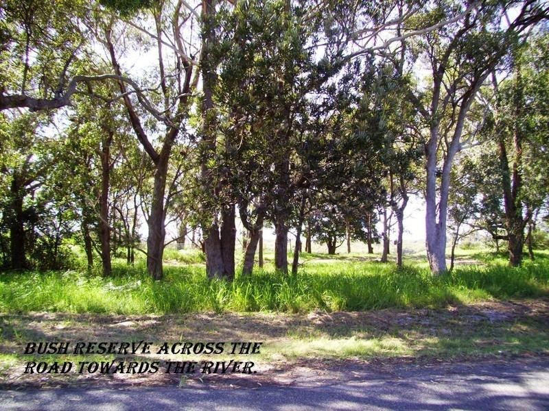 60 Marine Parade, Stuarts Point NSW 2441