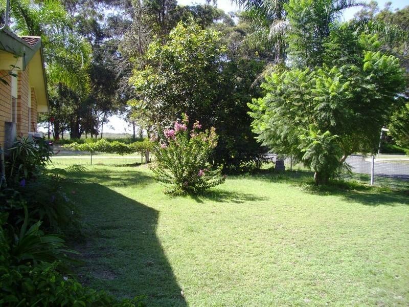 60 Marine Parade, Stuarts Point NSW 2441