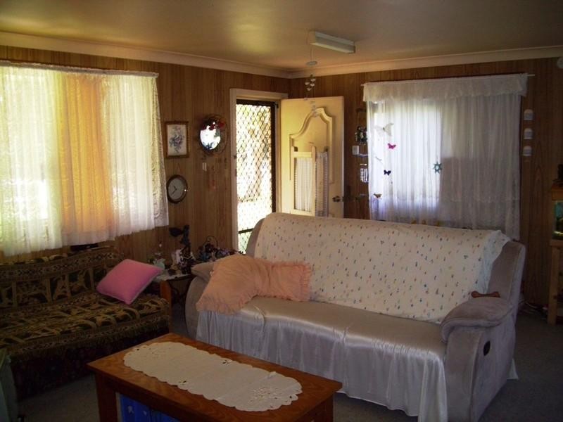 60 Marine Parade, Stuarts Point NSW 2441