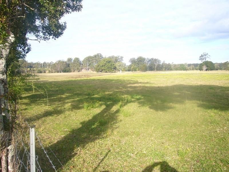 99 Deep Creek Road, Valla NSW 2448