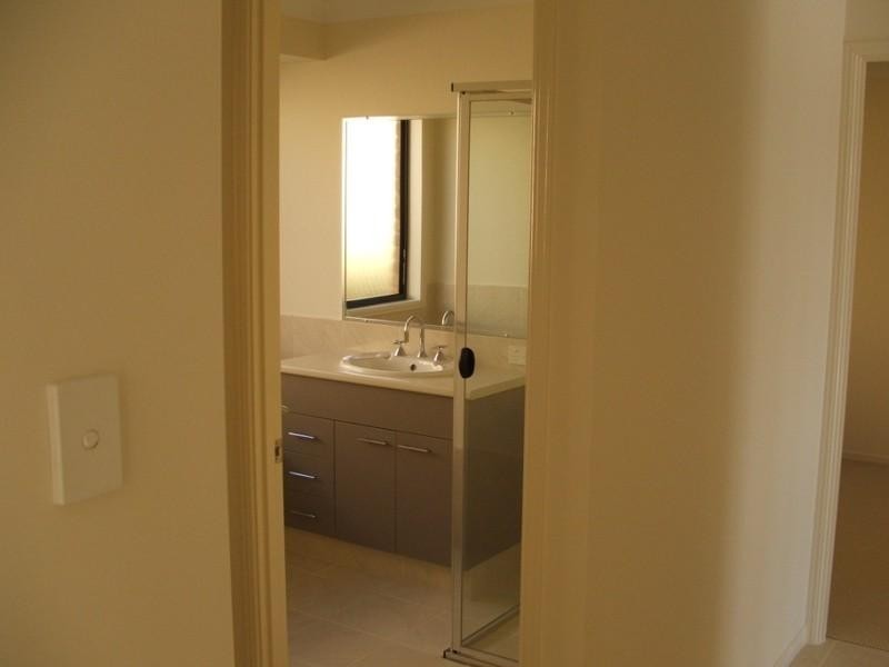 6 Preston Drive, Macksville NSW 2447