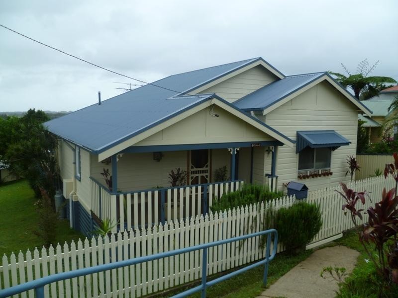 72 Wallace Street, Macksville NSW 2447