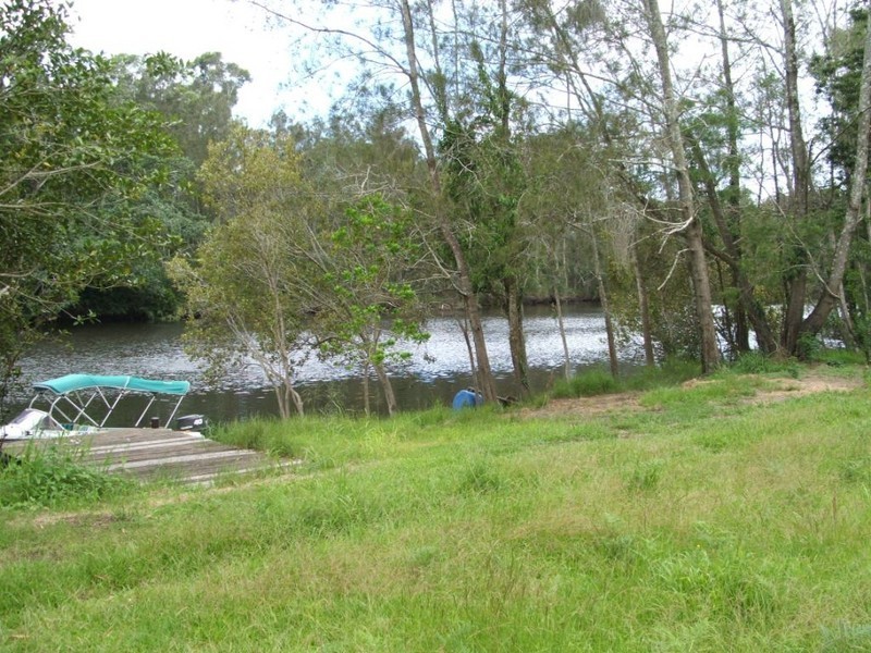 923 Scotts Head Road, Scotts Head NSW 2447