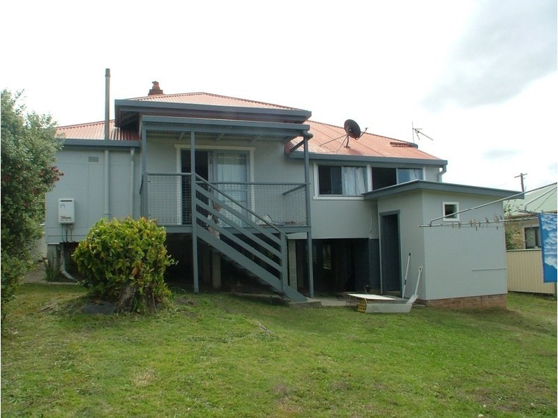 76 Wallace Street, Macksville NSW 2447