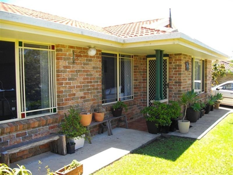 27 Kuta Avenue, Valla Beach NSW 2448