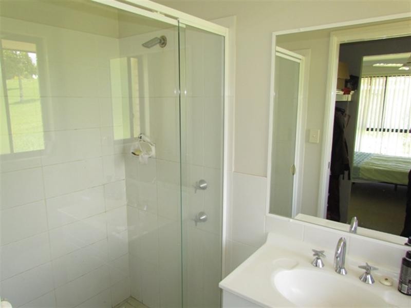 15 Laura Place, Macksville NSW 2447